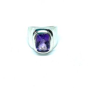Beautiful Amethyst Sterling Silver Ring Size 8.5